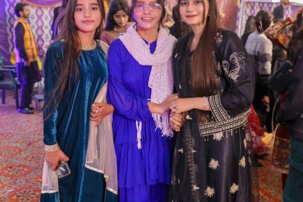 CATS Qawali Night-girls-43